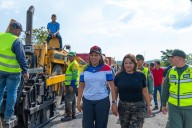 Inspeccionan asfaltado en carretera Upata