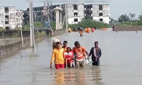 Cyclone Impact: Heavy rains cause flash floods in Telangana, people wade through knee