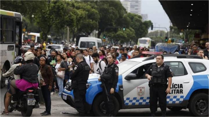 El gobierno de Brasil tendrá una reunión de emergencia con Río tras la operación policial que dejó 64 muertos