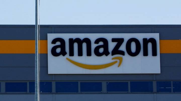 'It's dehumanisation, not innovation': Amazon's 30,000 AI layoffs spark outrage