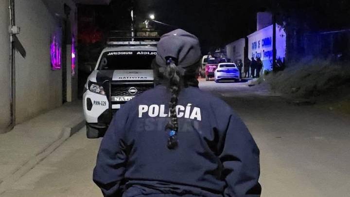Abandonan cadáver mutilado con extrema violencia frente panteón de Nativitas, Tlaxcala