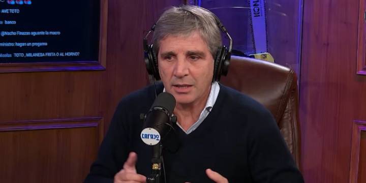 Caputo pidió a los intendentes que devuelvan la plata de obra pública sin terminar: quiénes fueron los pocos que lo hicieron