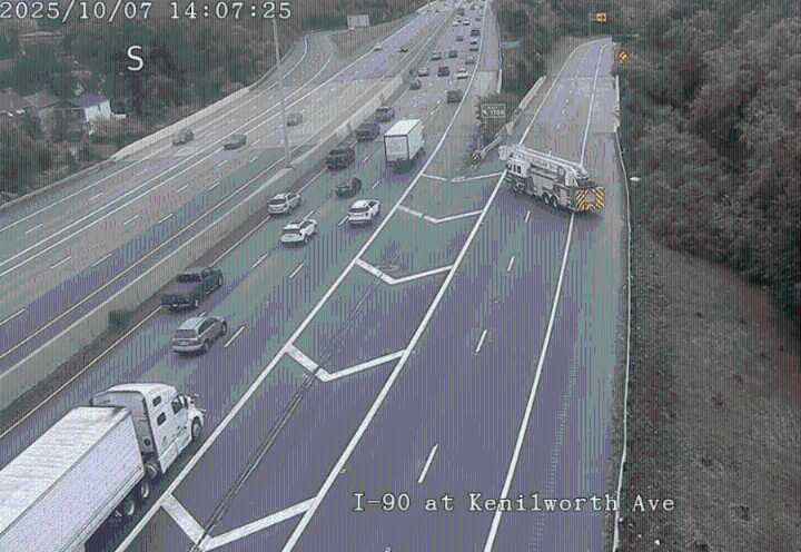 Afternoon crash on I-90 West slows drivers