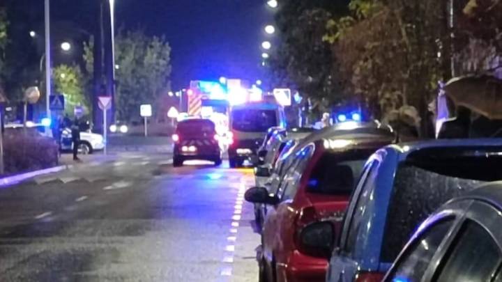 Al menos 15 heridos y vecinos rescatados tras un incendio en un bloque de pisos