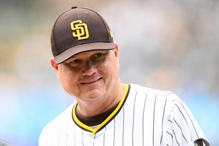 Beloved Padres Manager Leaves MLB World Shocked After Announcing Sudden Retirement