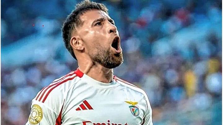 Mourinho elogió a Nicolás Otamendi y decidió no hablar sobre su futuro en Benfica