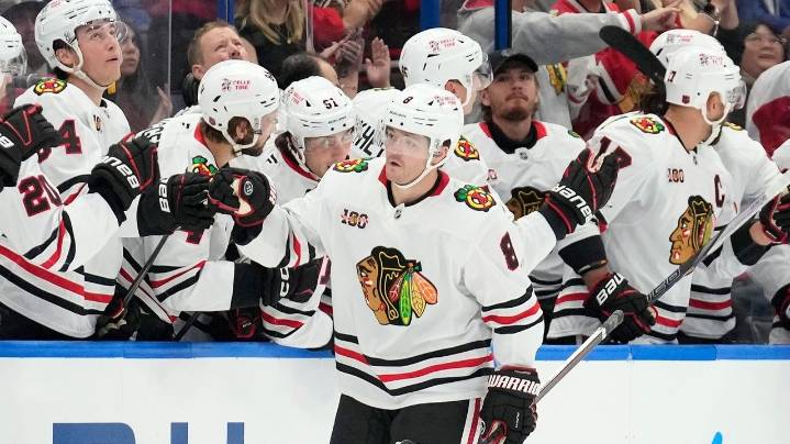Donato scores 2 more goals as the Blackhawks beat the Lightning 3