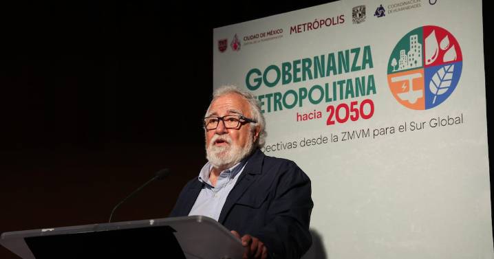 MC y PAN critican salida de Encinas, prevén retraso en Programa de Planeación de CDMX