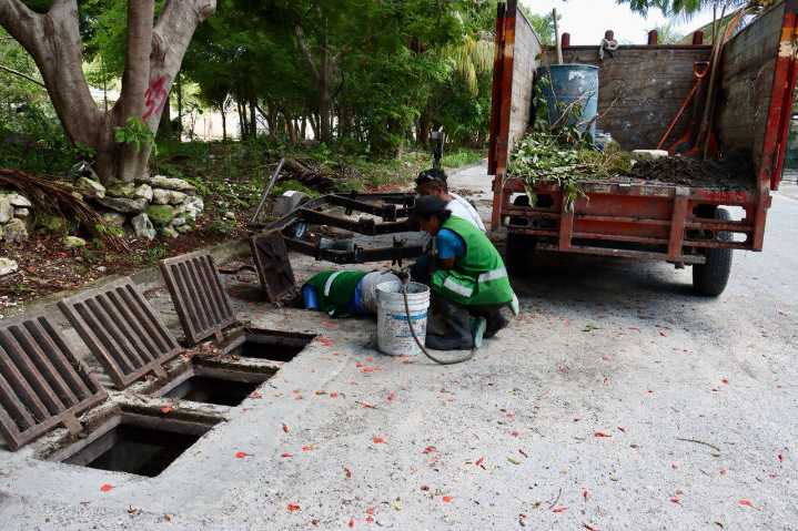 Continúa mantenimiento de la red de drenaje pluvial ante la temporada de lluvias