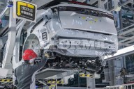 Golpean aranceles empleo automotriz en México