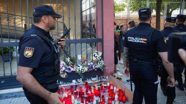 La familia de la menor que se suicidó en Sevilla emprenderá acciones legales por "inacción ante acoso escolar"