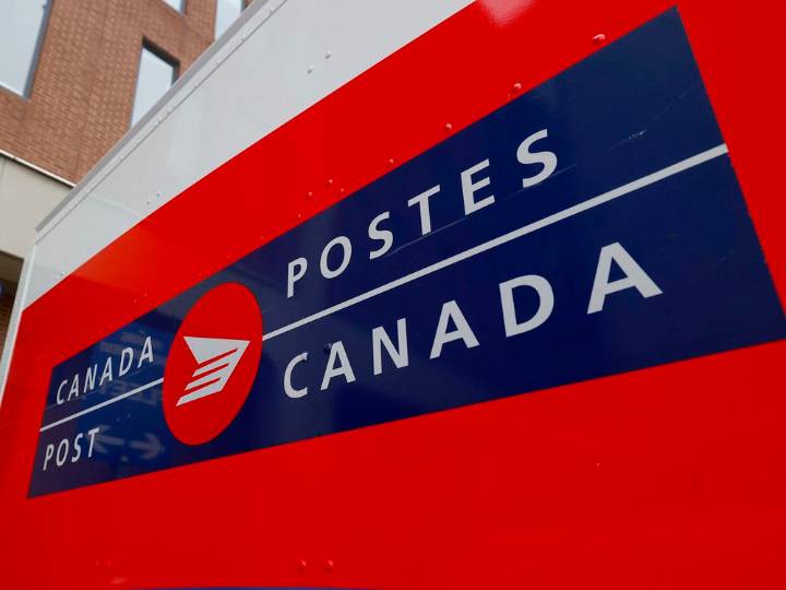 Canada Post lays off management amid labour dispute