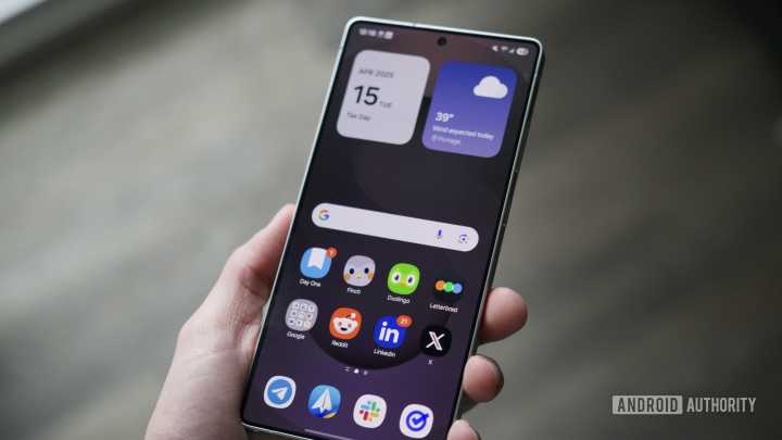 This controversial One UI 8.5 change is straight out of Samsung’s Touchwiz era