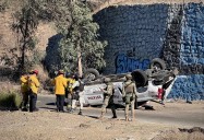 Vuelca unidad de la Fuerza Estatal de Seguridad Ciudadana por el Nodo Morelos