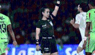 Katia Itzel va al juego de Japón vs Francia