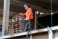 Construcción. Así está la lista de precios de mano de obra de albañilería