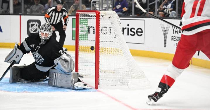 Jarvis scores in OT, Hurricanes recover to beat Kings, 4