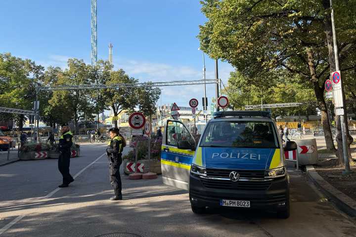 Munich Oktoberfest briefly closes due to bomb threat linked to residential fire, police say