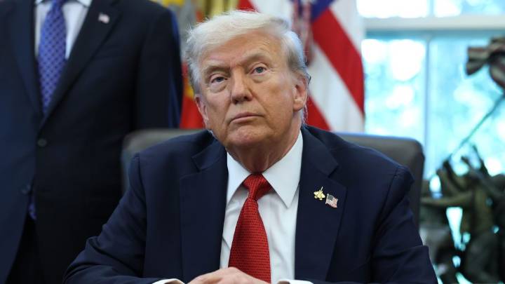 Illinois Sues Trump To Block National Guard Deployment In Chicago