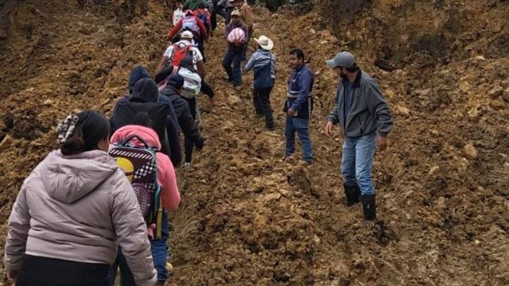 "No ha llegado el apoyo del gobierno", denuncian damnificados de Poza Rica