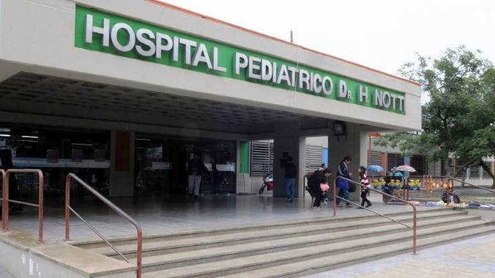 Mendoza: nena de dos años metió el brazo en un secarropas y sufrió una amputación