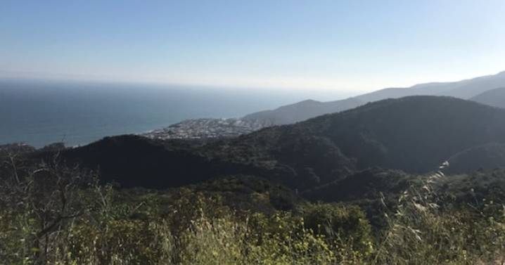 Mudslide closes stretch of Topanga Canyon Boulevard until further notice