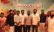 Vetrimaaran directs first shot of actor Ken Karunaas's debut directorial