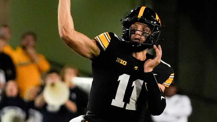 Mark Gronowski uses legs to spark Iowa football offense vs Penn State