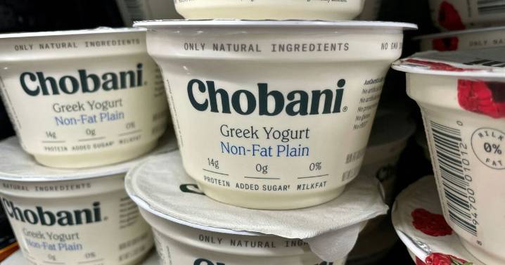 De los anaqueles premium al refrigerador del barrio, la expansión de Chobani en México