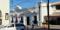 Balaceras y ataque con explosivos sacuden la Presidencia Municipal de Zinapécuaro, Michoacán