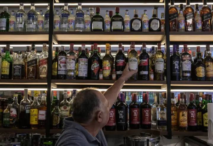 En Brasil hay alerta por intoxicaciones masivas con bebidas