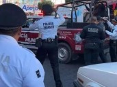 Limpiaparabrisas apuñala a su pareja en el centro de Tehuacán; agresor intentó huir