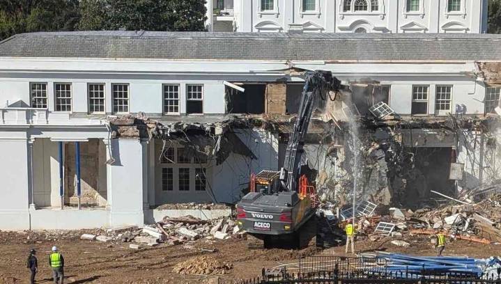 VIDEO: Inician trabajos de demolición en parte de la Casa Blanca para construir salón de baile de Trump