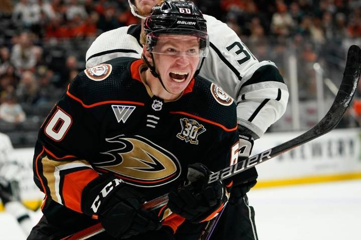 Ducks sign promising young defenseman Jackson LaCombe to 8-year, $72 million contract extension – Winnipeg Free Press