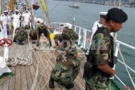 Rescatan a 27 menores  en embarcación en Sinaloa