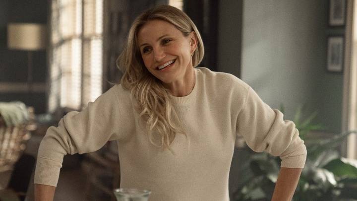 Cameron Diaz Is Filming Her New Movie, And I Didn't Have A Bucket Hat, Jorts And A Scooter On My Bingo Card