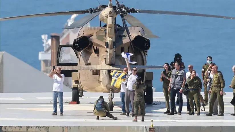 Los últimos rehenes vivos liberados por Hamás ya están en territorio israelí