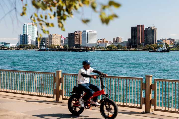Southeast Michigan weather will swing back into 80