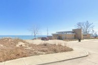 Festival at Illinois State Park Celebrates Fall on Lake Michigan
