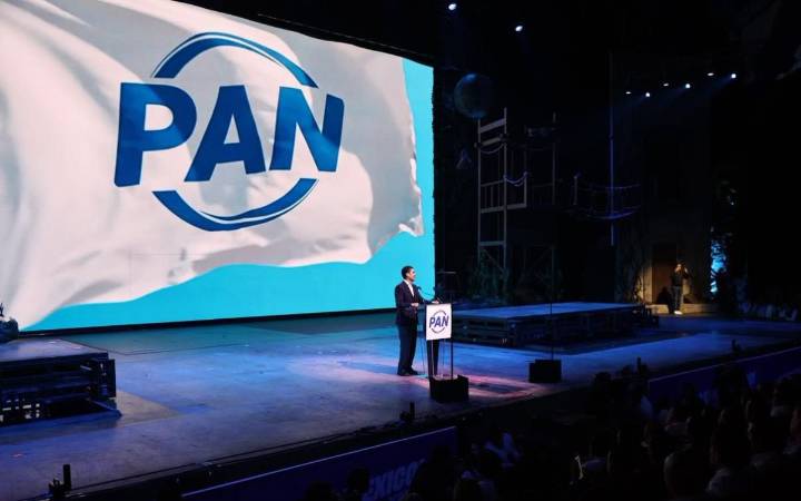 PAN se ‘relanza’ con nuevo logo y poniendo fin a alianzas con otros partidos