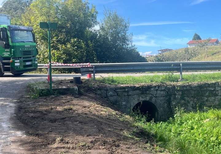 Villaviciosa termina la instalación de quince hidrantes rurales