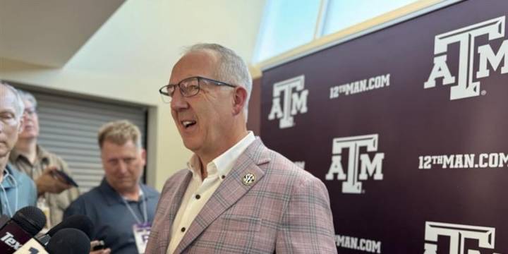 Pregame Notebook: Texas A&M’s Williams, Anderson available for matchup against Florida