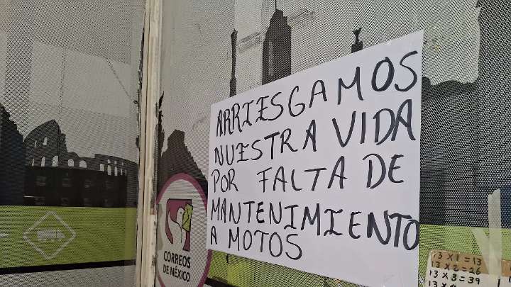 Trabajadores del Servicio Postal Mexicano exigen mejores condiciones de trabajo y aumento salarial