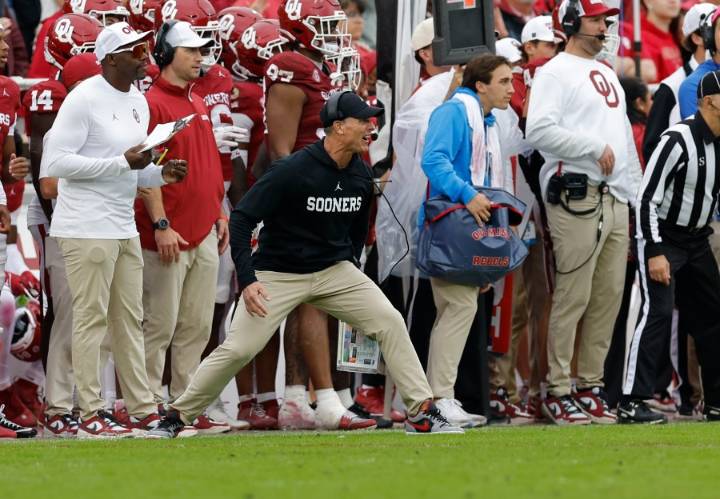 Chambliss leads No. 8 Mississippi to 34-26 victory over No. 13 Oklahoma