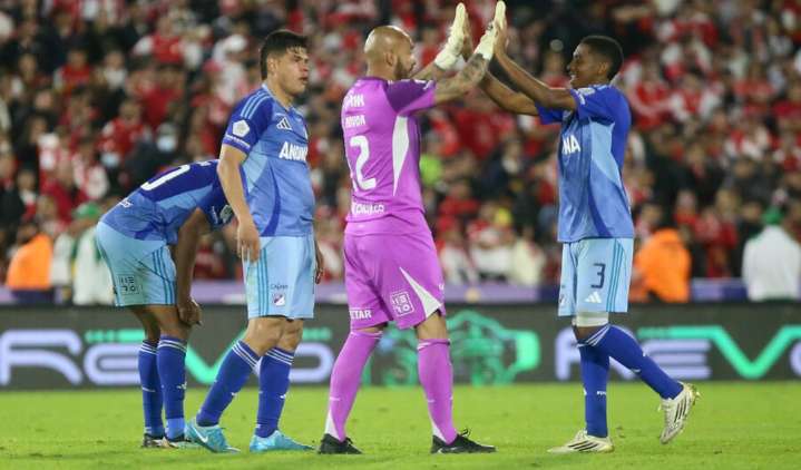 Millos tendría fichaje: futbolista que juega en el exterior se ofreció