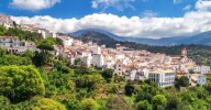 El pueblo de Málaga de "belleza inesperada" que es perfecto para visitar este otoño: "Es un lugar profundamente tranquilo"