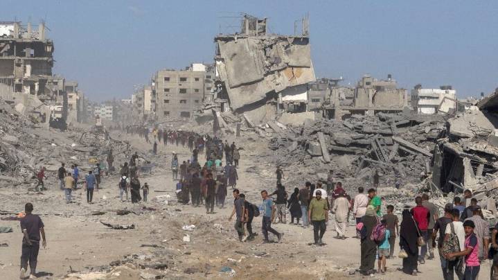 Gaza, convulsionada: hay tiroteos entre grupos rivales y comienza a entrar la ayuda humanitaria