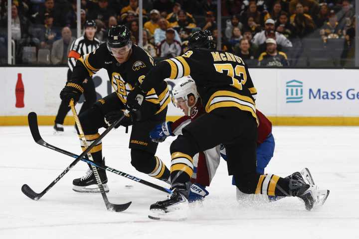 Bruins hold off Avalanche, snap six-game skid - The Rink Live | Coverage of youth, junior, high school and college hockey