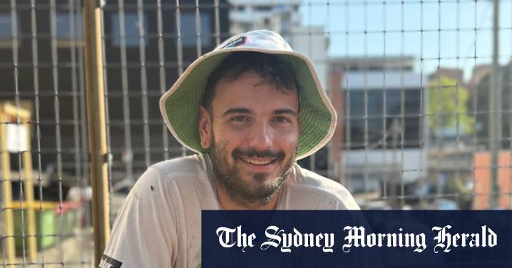Chicken-a-day challenge: Brisbane muralist explains why he ended his plan to eat one chicken a day for a year