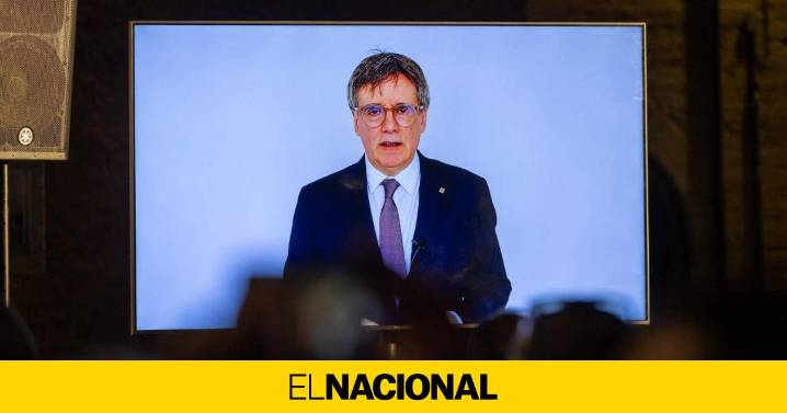 Puigdemont llama a "integrar el conjunto" del pueblo catalán por la independencia en el aniversario del 1